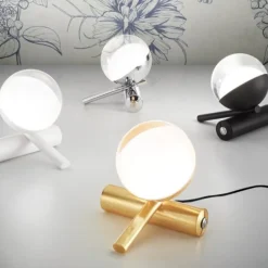 Abat jour da comodino led 6w 3000k bianca rossini tab linea light codice ca148fwhwdi