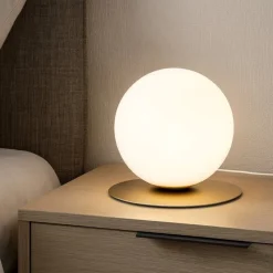Abatjour da comodino ondaluce snail oro vetro bianco
