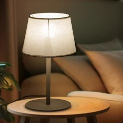 Abatjour lampada da comodino sabbia con paralume per camera da letto moderna