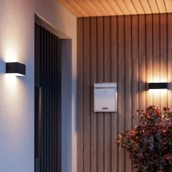 Applique da esterno nero led rgb 2700k a 6500k dimmerabile controllo remoto app eglo sania-z