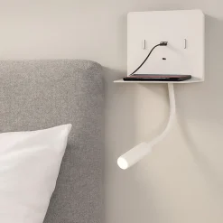 Applique bianco moderno da comodino presa usb luce orientabile