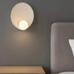 Applique bianco per camera da letto design moderna