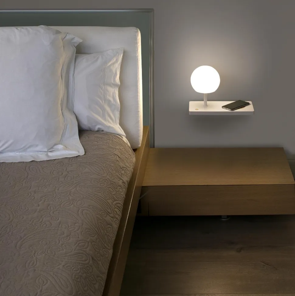 Applique camera da letto lato sinistro mensola presa usb caricatore wireless