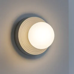 Applique ceramica grigio lucido sfera di vetro perenz ceramic