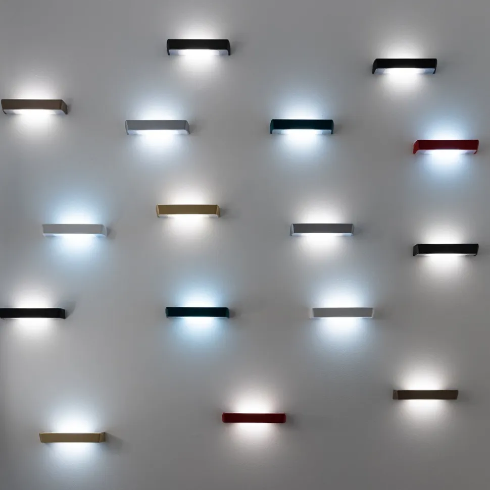 Applique colore magenta led 24w 2700k 3000k 4000k vivida hantera