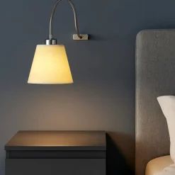 Applique comodino per camera da letto pergamena beige braccio flessibile cromato