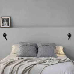 Applique comodino per camera da letto nero orientabile moderna