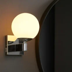 Applique da bagno metallo cromo sfera vetro bianco ip44