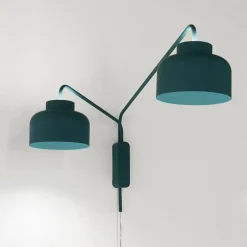 Applique da parete a due luci orientabili dimmerabile con telecomando vivida bottone petrolio