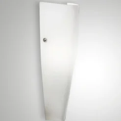 Applique da parete in vetro bianco moderna fabas luce dedalo