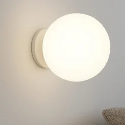 Applique da parete moderna sfera vetro bianco affralux potiri