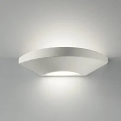 Applique di gesso isyluce bianca per interni