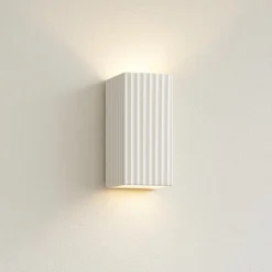 Applique di gesso squadrato bianco rigato isyluce gypsos