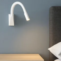 Applique led 2w 3000k orientabile linea light snake w3 per camera da letto