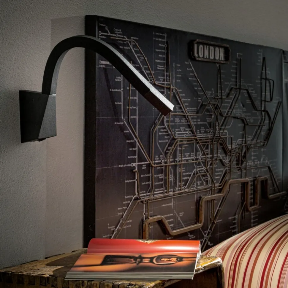 Applique linea light snake w3 led 2w 3000k nero con interruttore