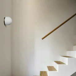 Applique moderna domu sforzin miloox bronzo vetro bianco