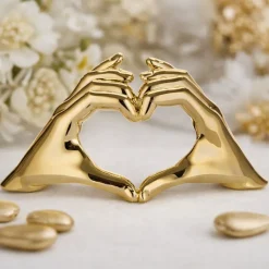 Bomboniera mini scultura mani cuore oro bongelli preziosi