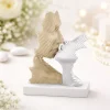 Bomboniera scultura bacio stilizzato nocciola bianco bongelli preziosi
