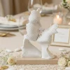 Bomboniera scultura da tavolo h16 bacio stilizzato nocciola bongelli preziosi