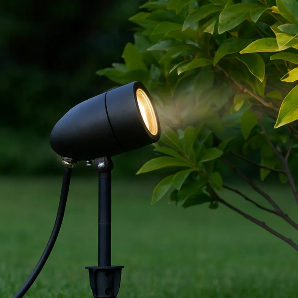 Faretto con picchetto nero da giardino orientabile ip65
