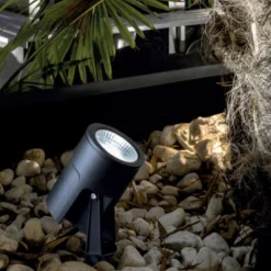 Faretto nero da giardino con picchetto led 7w 3000k ip65