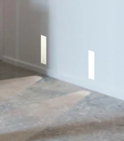 Faretto segnapasso di gesso da incasso a scomparsa
