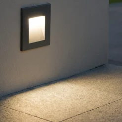 Ideal lux segnapasso led 3000k quadrato antracite per esterni ip65 con driver