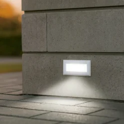 Indio fi 8w ideal lux segnapasso led 8w 3000k per esterno ip65 bianco da incasso