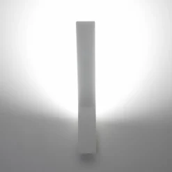Lama stilnovo applique led 21w 3000k design moderna per studio ufficio