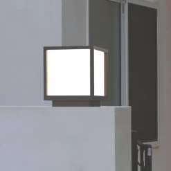 Lampada da appoggio per esterno cubo antracite