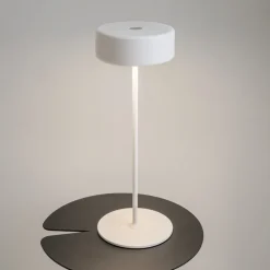 Lampada da tavolino per esterno maytoni bianca led da 2200k a 4000k
