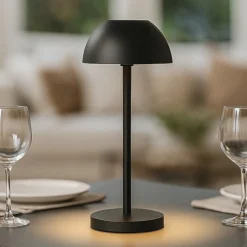Lampada da tavolino senza fili ricaricabile nera moderna