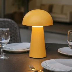 Lampada da tavolo da esterno senza fili giallo per esterni ricaricabile moderna