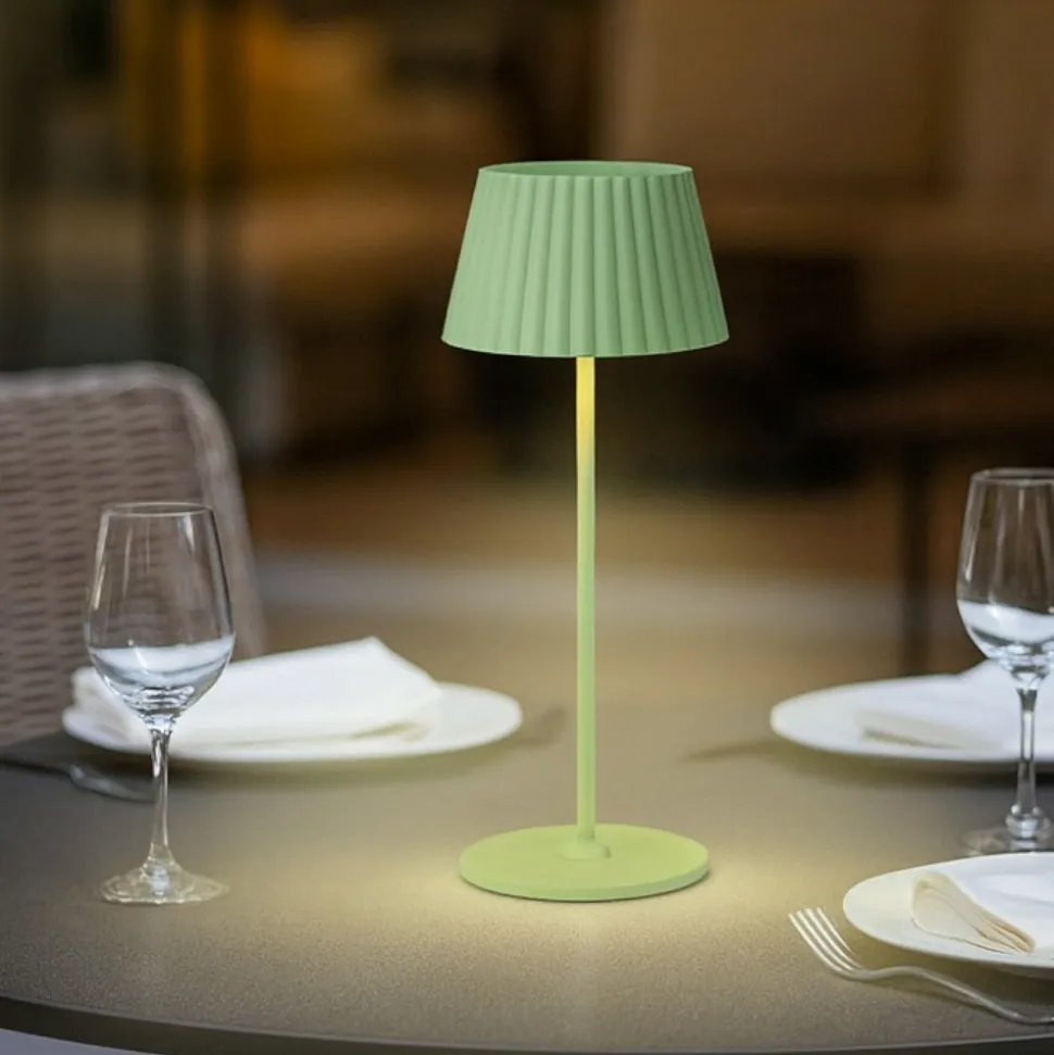 Lampada portatile led 3000k da tavolo verde pistacchio