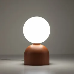 Lampada da comodino colore mattone sfera bianca design moderna