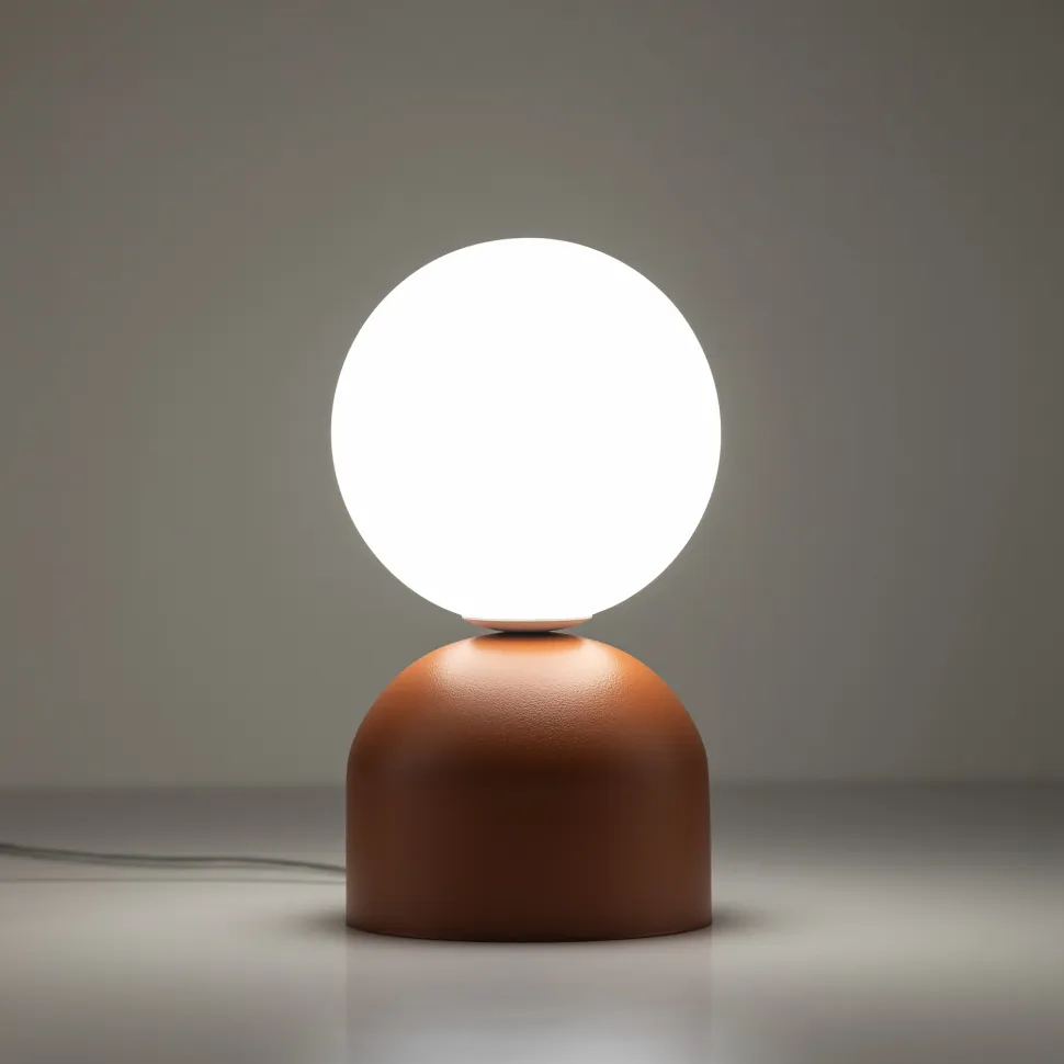 Lampada da comodino colore mattone sfera bianca design moderna