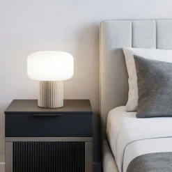 Lampada da comodino di cerama grigio chiaro otty perenz illuminazione