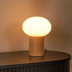 Lampada da comodino di legno sfera in vetro bianco moderna