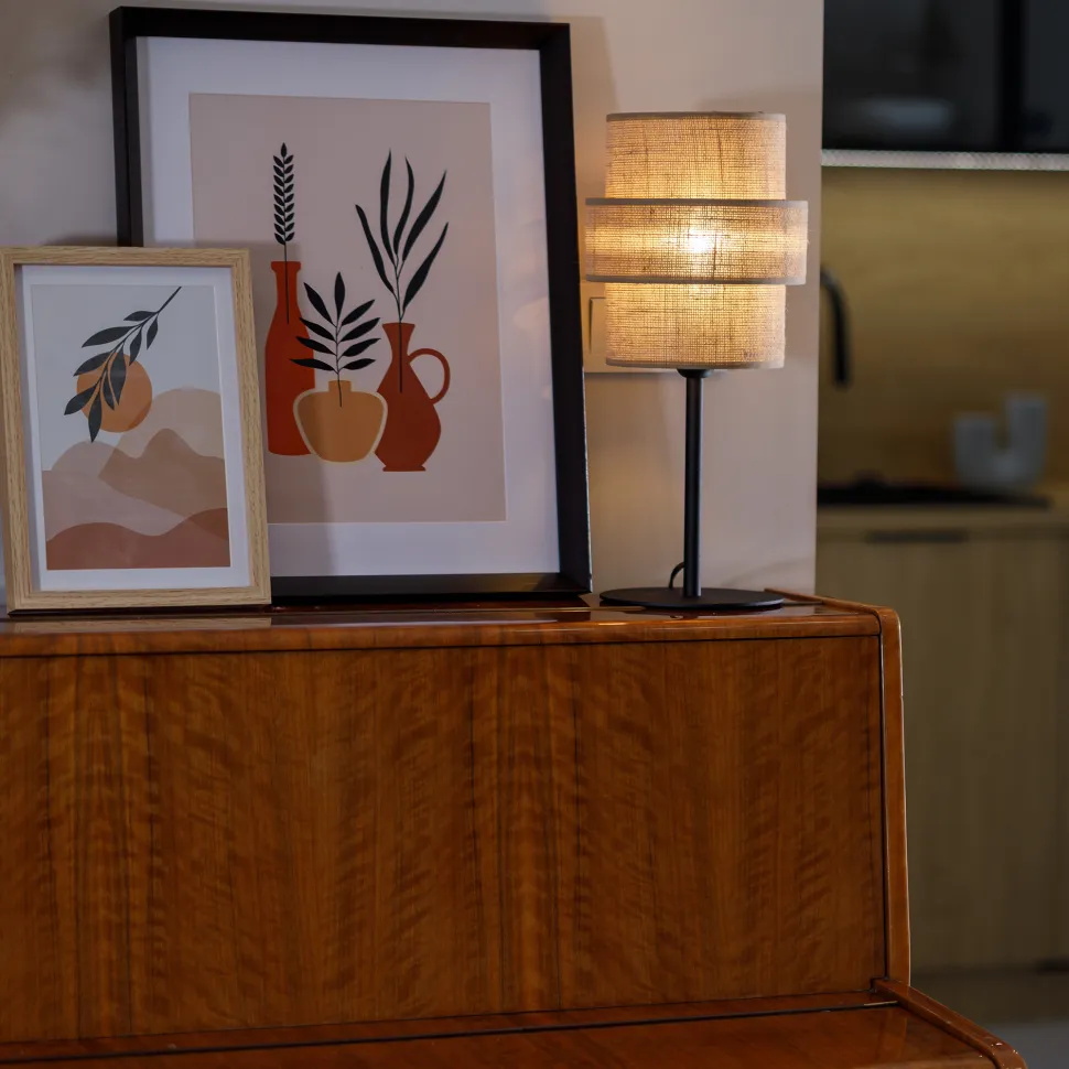Lampada da comodino moderna in iuta per camera da letto