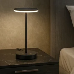 Lampada da comodino moderna nera led 9w 3000k linea light gemini tab