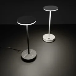 Lampada da comodino moderna nera led 9w 3000k linea light gemini tab
