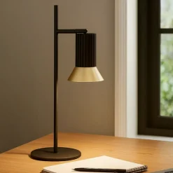 Lampada da scrivania design moderno orientabile