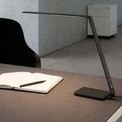 Lampada da scrivania lama stilnovo led 9w 3000k touch dimmerabile nera