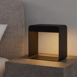 Lampada portatile abat jour linea light dama nero moderna