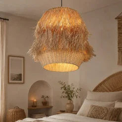 Lampadario di rattan e rafia per camera da letto