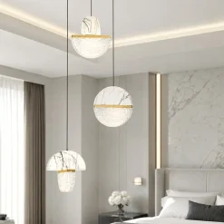 Lampadario 3 pendenti design marmo bianco e vetro per camera da letto stile contemporaneo