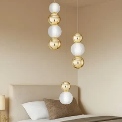Lampadario per camera da letto classica 3 sfere pendenti oro