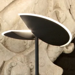 Piantana orientabile nero moderna gea luce ping-pong