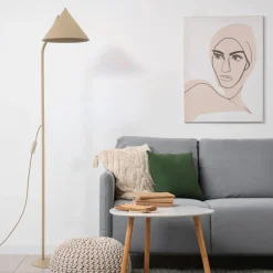 Piantana sabbia design moderno cono di metallo da lettura