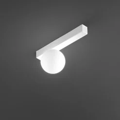 Plafoniera moderna bianca con sfera snooky perenz illuminazione